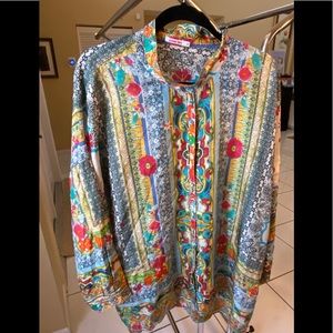 Long sleeve stylish blouse by Johnny Was